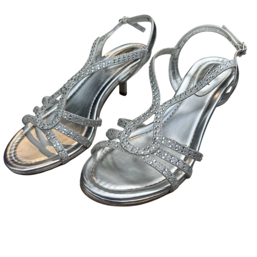 Unlisted by Kenneth Cole Production Silver/Rhinestone Women's Sandals size 7.5